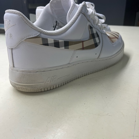 Custom Air Force 1 shoes - Picture 4 of 10